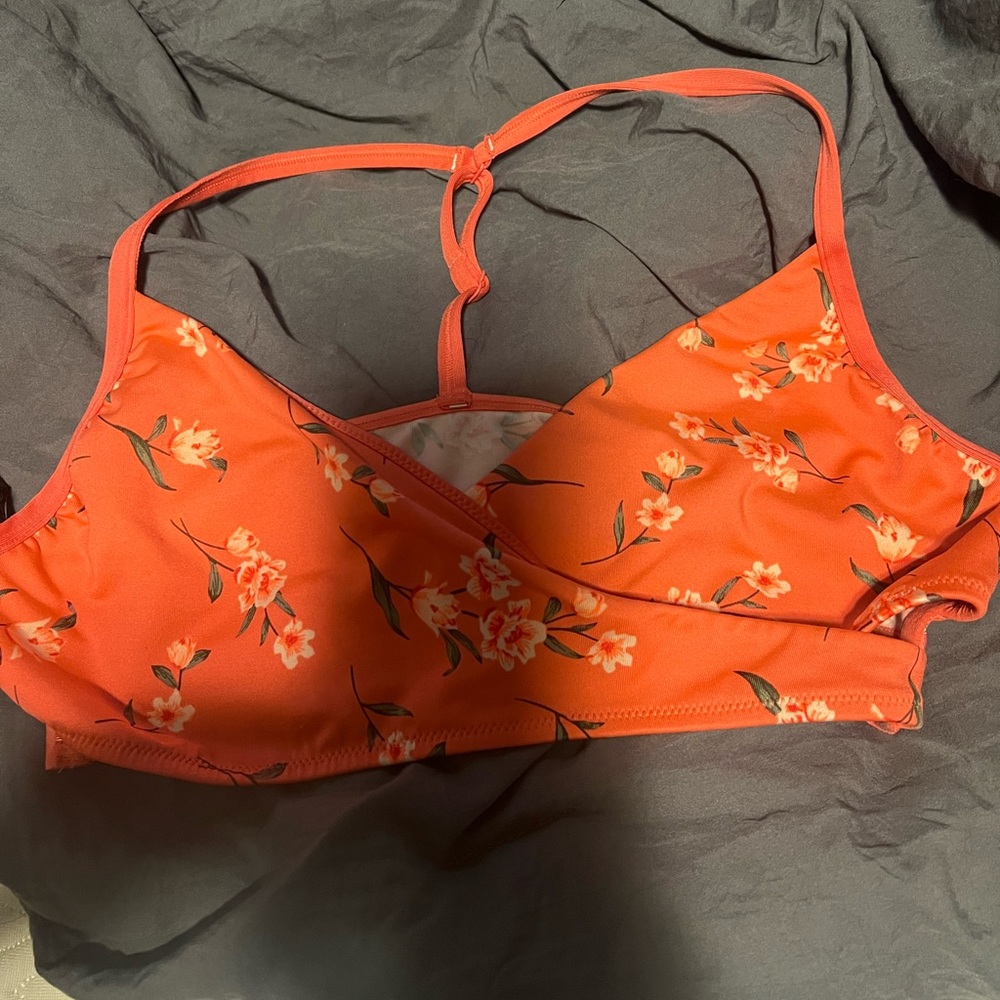 Victoria’s Secret bikini top